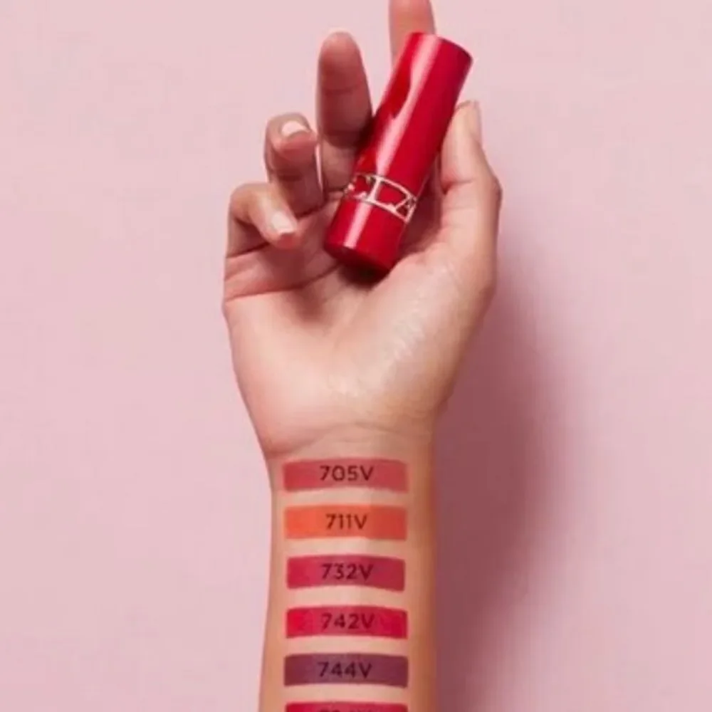 Clarins Joli Rogue Velvet Moisturizing Long Wearing Lipstick 705V Soft Berry NIB